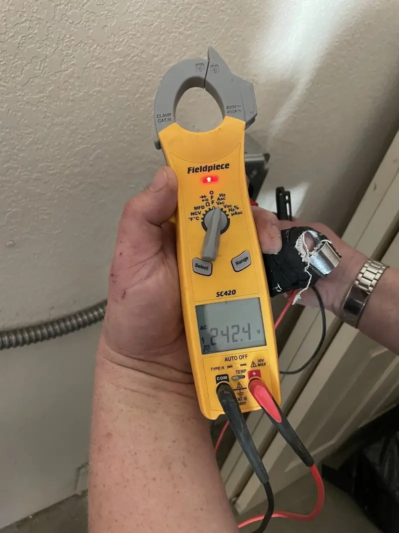 Voltage testing with clamp meter during Generator Installation in Brackenridge